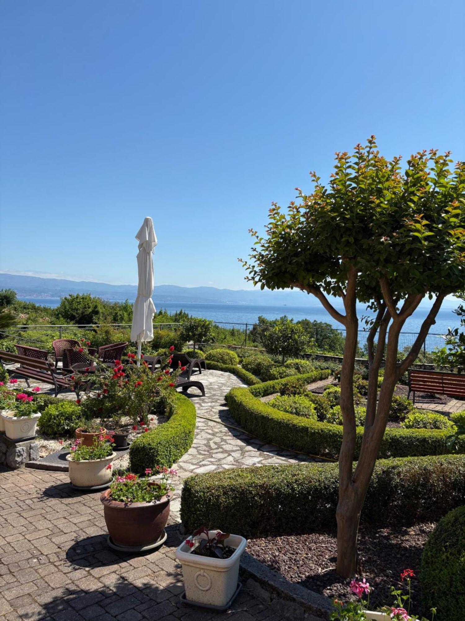 Bed And Breakfast Villa Iris Mošćenička Draga Extérieur photo