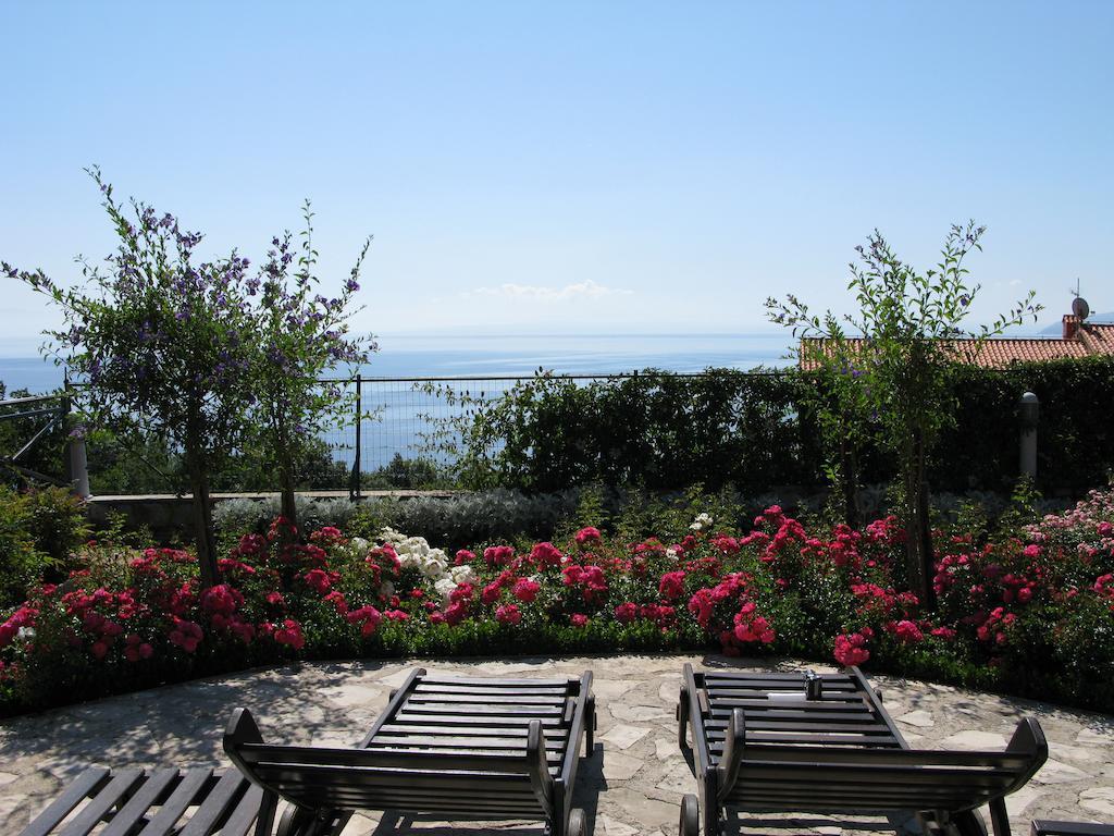 Bed And Breakfast Villa Iris Mošćenička Draga Extérieur photo